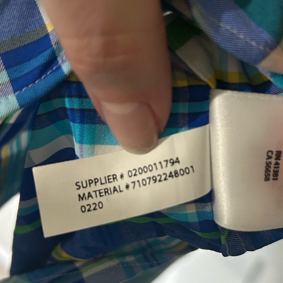 Ralph Lauren Classic Fit Performance Plaid Button Up Size Large. RL Untucked Fit - Picture 8 of 9